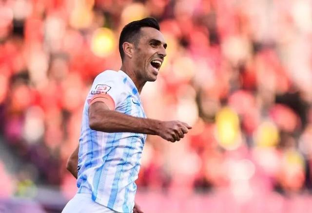 前锋已是不 前锋已是不