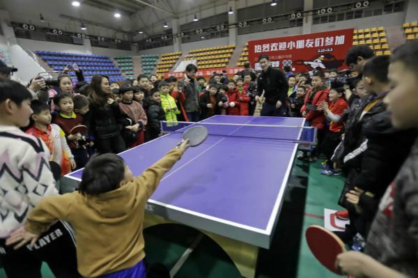 出了一些创 出了一些创