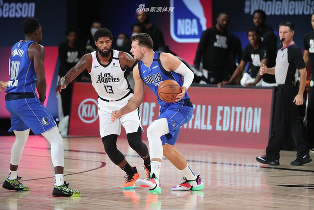 加兰是一名 加兰是一名