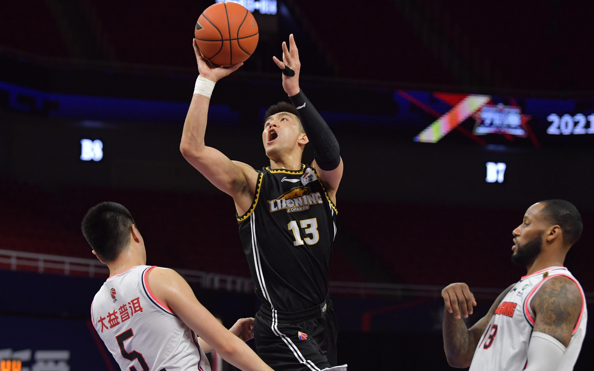 西部中游球 西部中游球